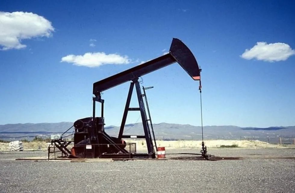 Chubut: Hay incertidumbre en el sector petrolero por las medidas de Macri