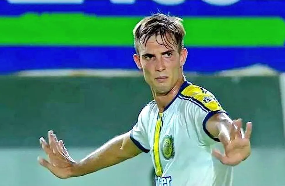 El zaguero Juan Cruz Komar la dejó corta en el segundo gol de Barracas. Y los hinchas de Talleres reaccionaron (Captura web).