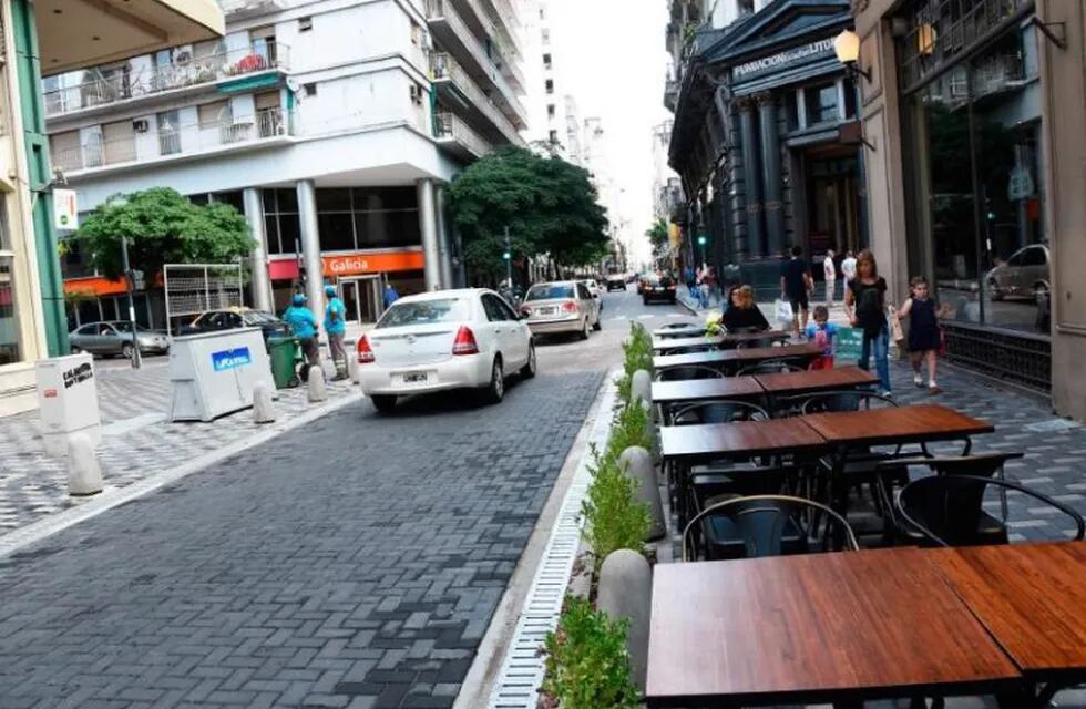 Los autos y motos sólo podrán llegar hasta Santa Fe desde el norte. (Archivo)