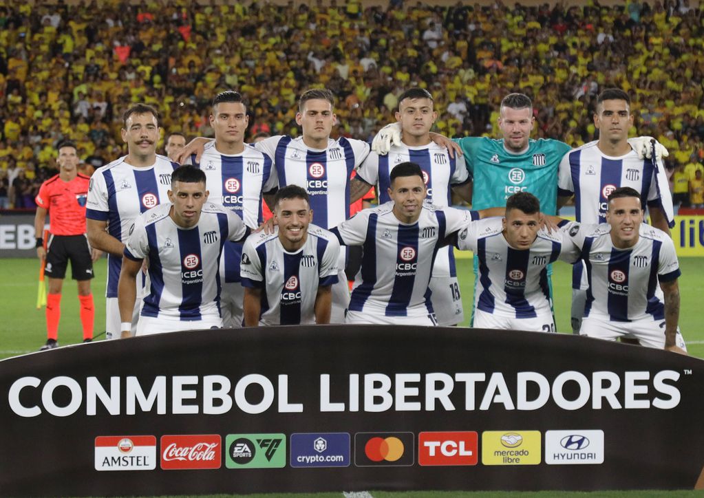 Guayaquil, miércoles 10 de abril del 2024
En el estadio Banco Pichincha, Barcelona se enfrenta a Talleres de Argentina por la fase de grupo de la Conmebol Libertadores.
Fotos: César Muñoz/API