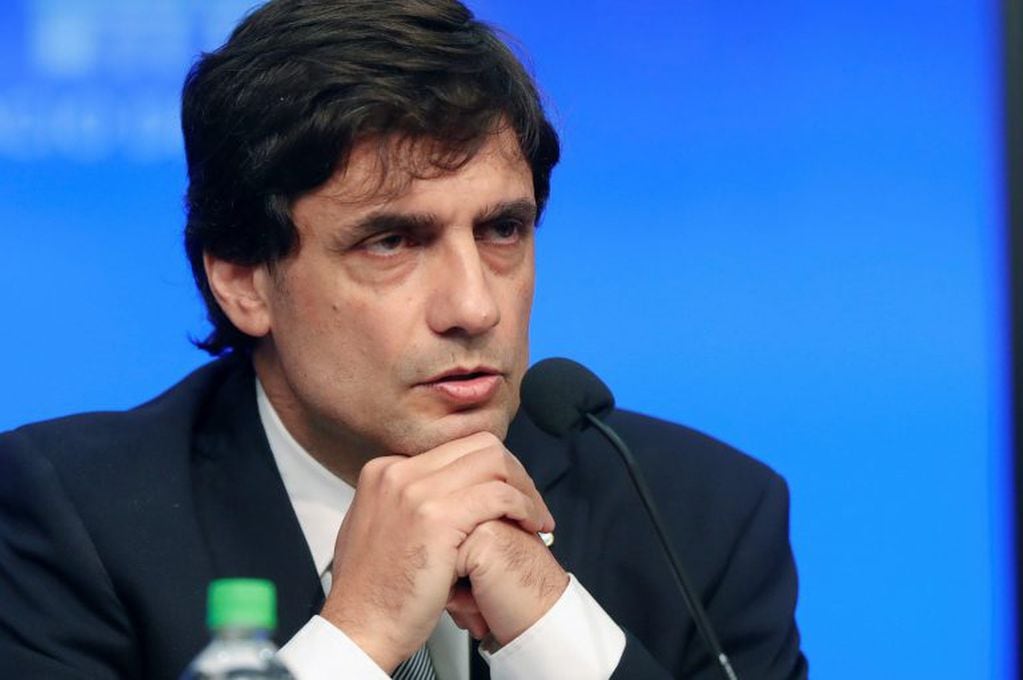 El nuevo ministro de Hacienda de Argentina, Hernán Lacunza, fue designado tras la renuncia de Nicolás Dujovne después de la derrota del oficialismo en las primarias del pasado 11 de agosto. EFE/Juan Ignacio Roncoroni.