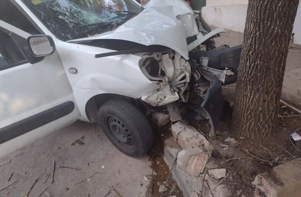 Accidente registrado en calle Fructuoso Rivera.