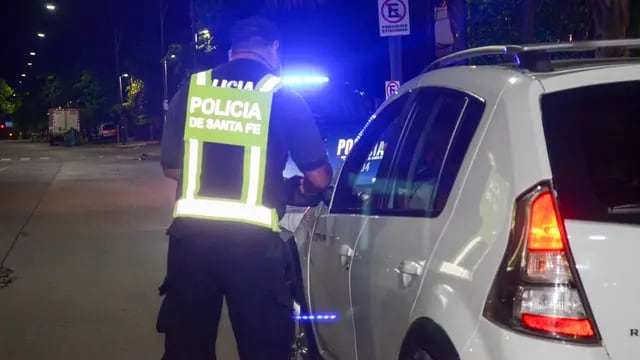 Controles de circulación nocturna en Rosario