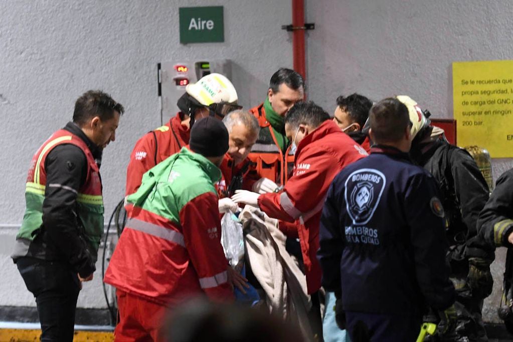 El SAME estuvo trabajando con más de 20 ambulancias en el lugar para ayudar con el operativo. 