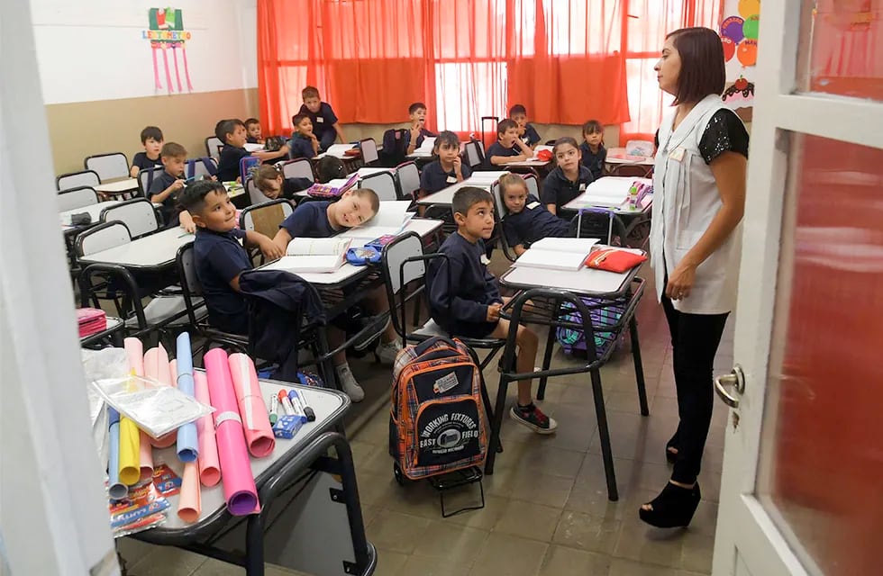 Vuelven los chicos a las aulas en la Ciudad de Buenos Aires y Mendoza, que tendrán 190 días de clases.