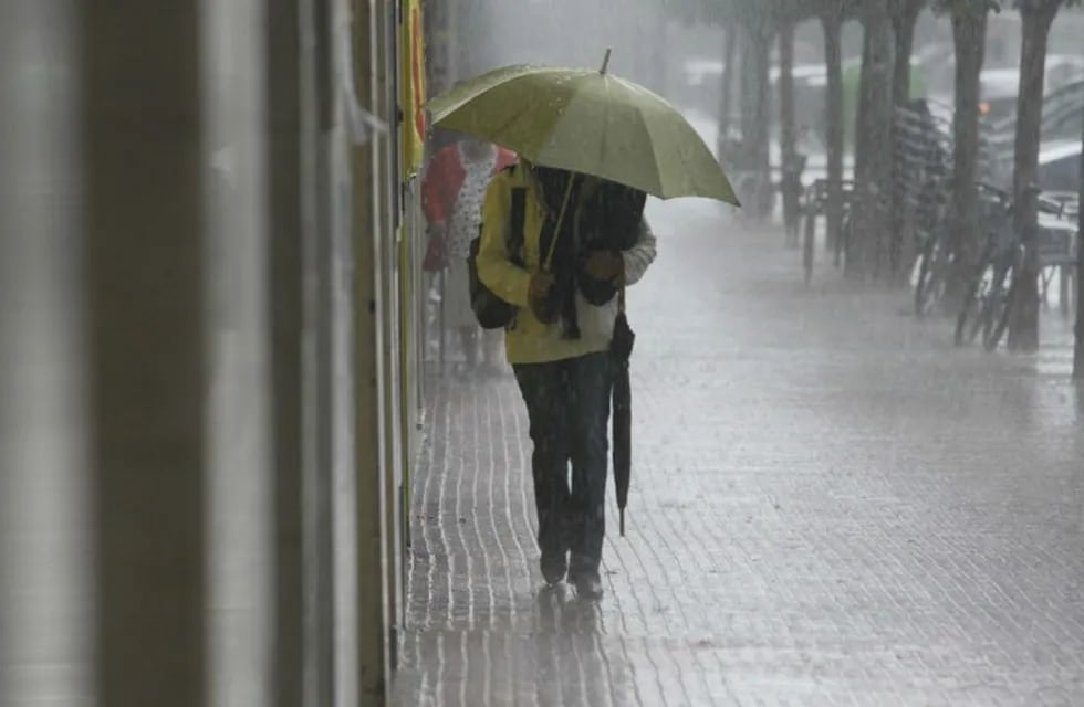 Alerta por tormentas fuertes afecta a la región de Ansenuza