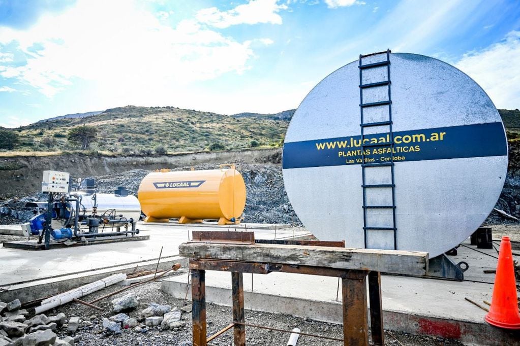 Ushuaia: siguen los trabajos en la planta municipal productora de asfalto