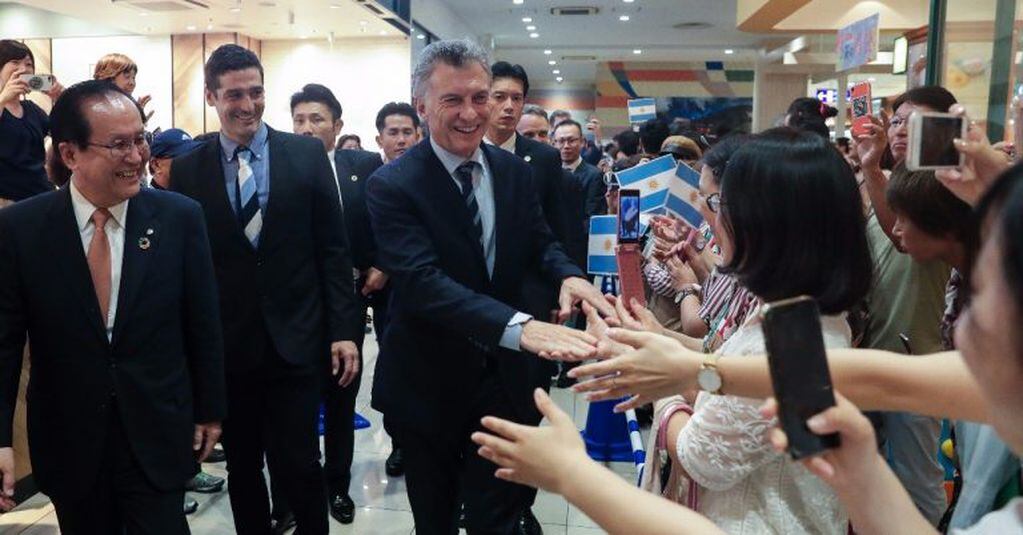 Mauricio Macri visitó un supermercado que vende carne argentina en Japón (Presidencia)