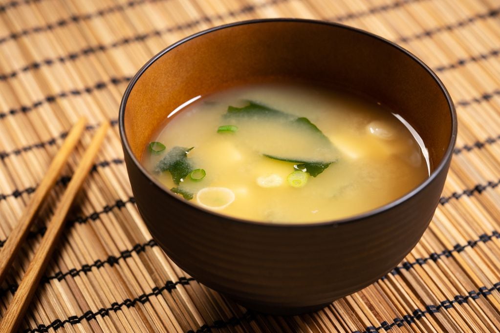 Las sopas japonesas son ricas en proteínas y brindan mayor saciedad.
