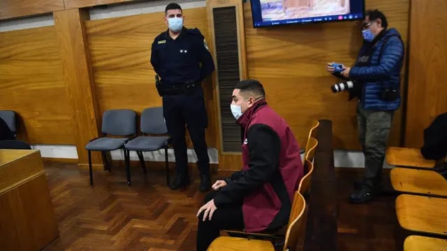 Alan Amoedo, en el banquillo de los acusados en el juicio por la Tragedia de Circunvalación. (Pedro Castillo/La Voz)