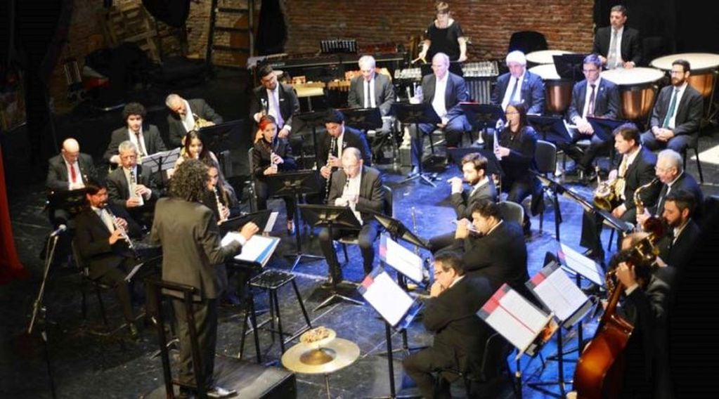 Concierto de la Banda Sinfónica Provincial en el Teatro Español (Vía Santa Rosa)