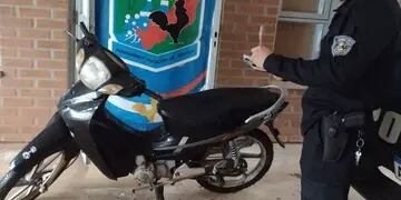 Puerto Esperanza: recuperan una motocicleta robada