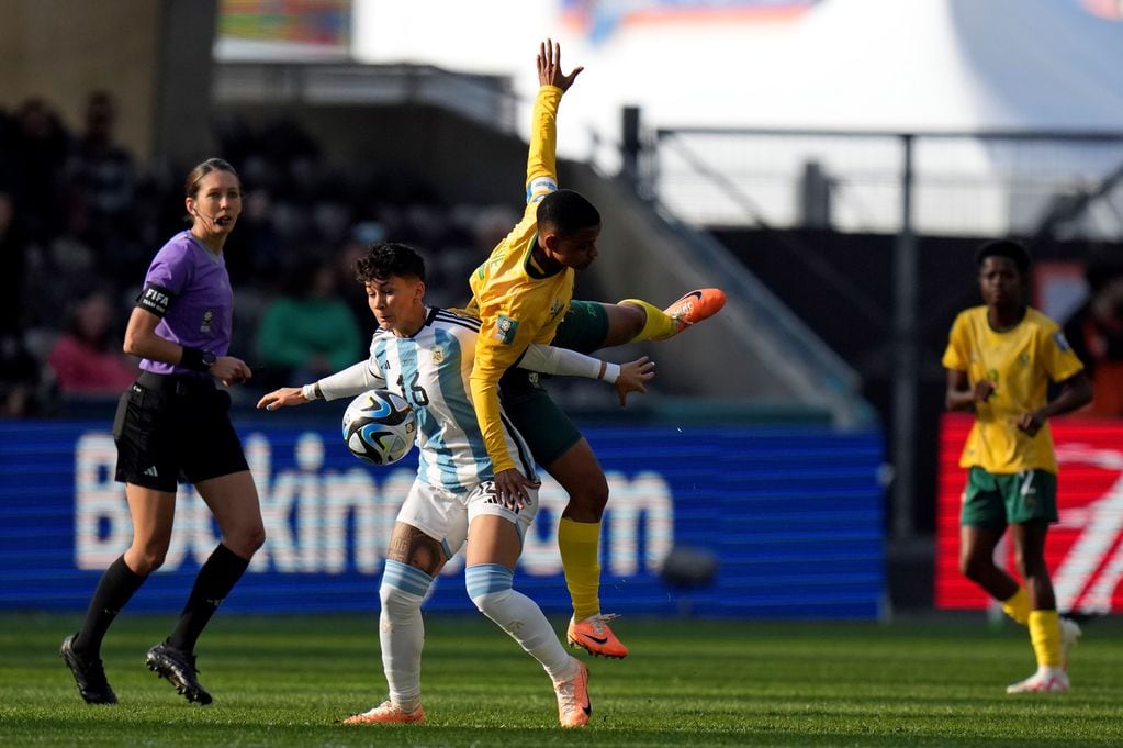 Argentina enfrenta a Sudáfrica en la segunda fecha del Grupo G, por el Mundial Femenino. (AP)