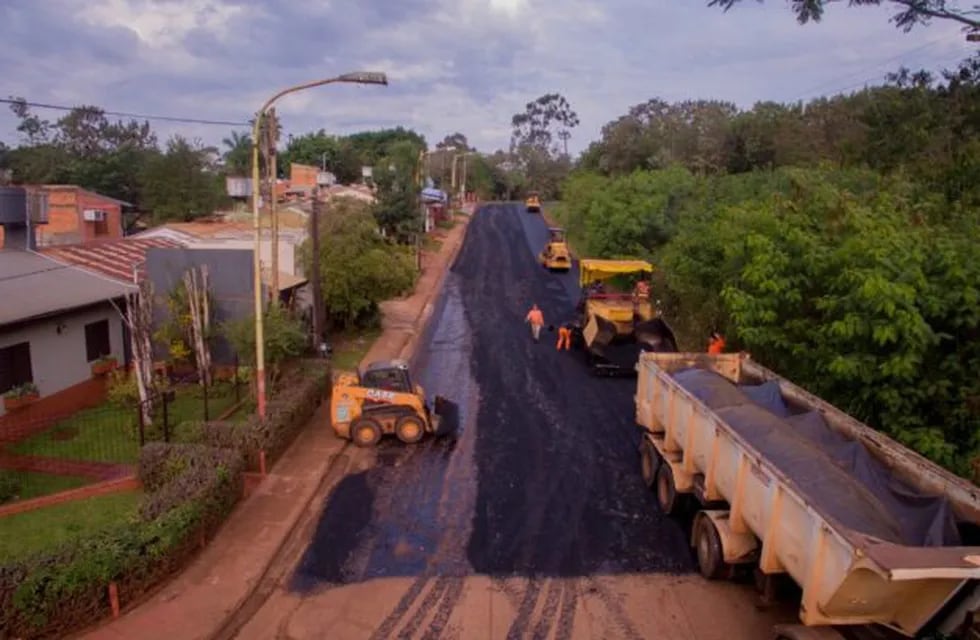 Pavimento Urbano se encuentra realizando obras en Puerto Iguazú.