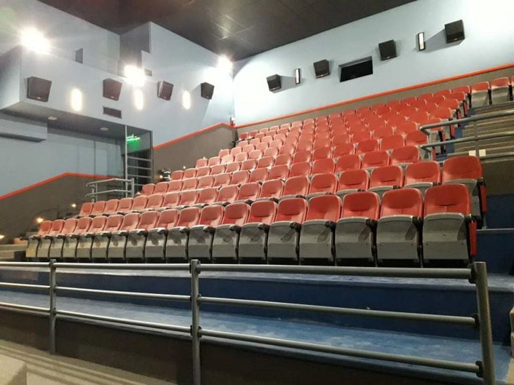 reapertura sala de cine Puerto Deseado