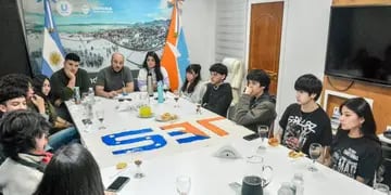 La Unión de Estudiantes Secundarios visitó la Municipalidad de Ushuaia