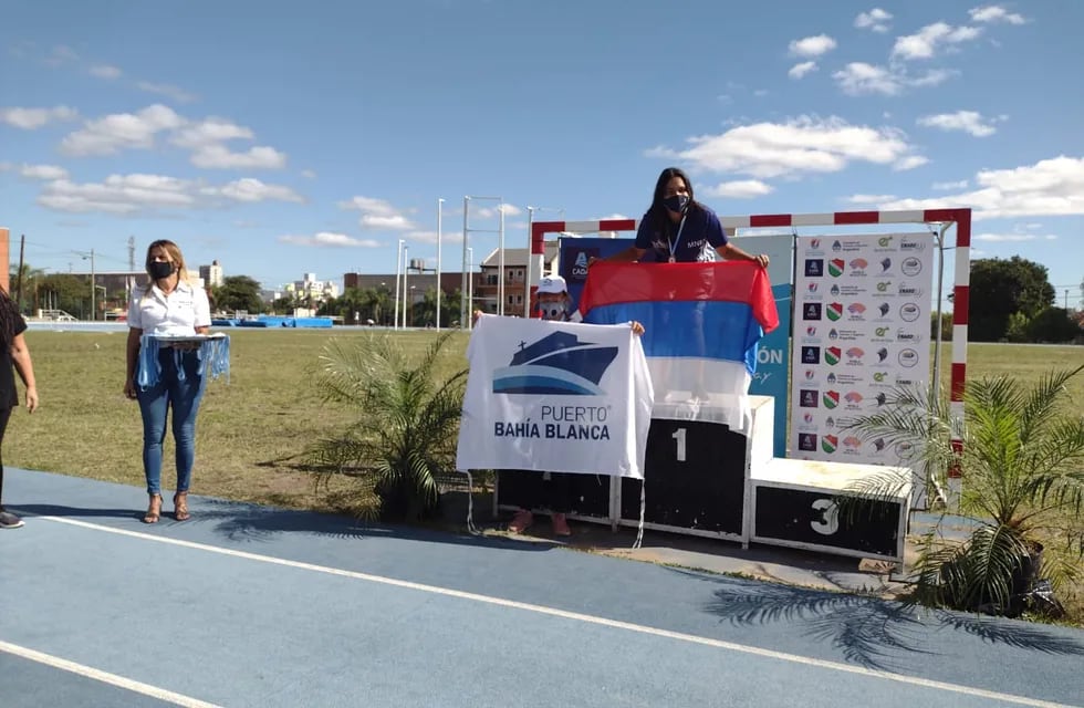 Atletismo adaptado: los obereños Mahira y Leonel campeones nacionales