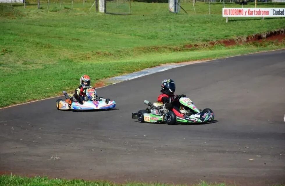 El Campeonato Misionero de Karting en Pista arrancó con su 5ta fecha en el Kartódromo de Oberá