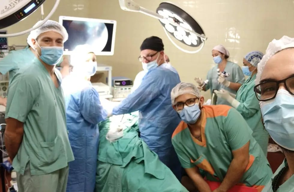 Primera cirugía Bariátrica en el Hospital Naval Puerto Belgrano. Equipo de profesionales.