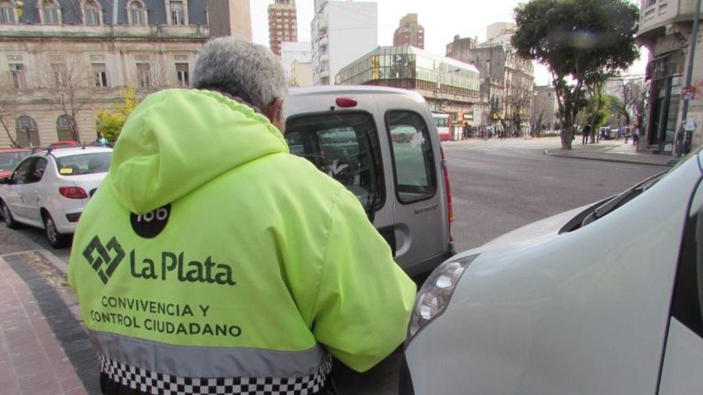 La Plata. Analizan sustituir las multas de tránsito por servicio comunitario.