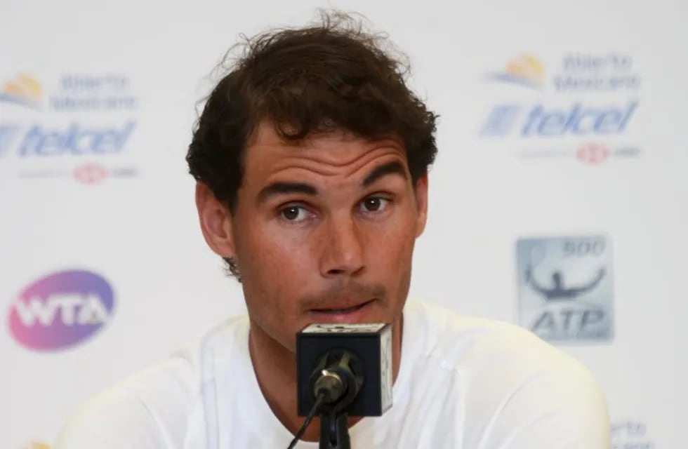 Spain's Rafael Nadal speaks to the press during the Mexico Open in Acapulco, Guerrero state on February 27, 2018.\nWorld number two Rafael Nadal pulled out of the Mexican Open on Tuesday, cutting short his comeback from a hip injury when the problem flared up again, he told a press conference. / AFP PHOTO / FRANCISCO ROBLES