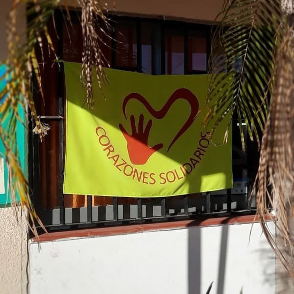 Corazones Solidarios de Arroyito recibió una donación de AMA