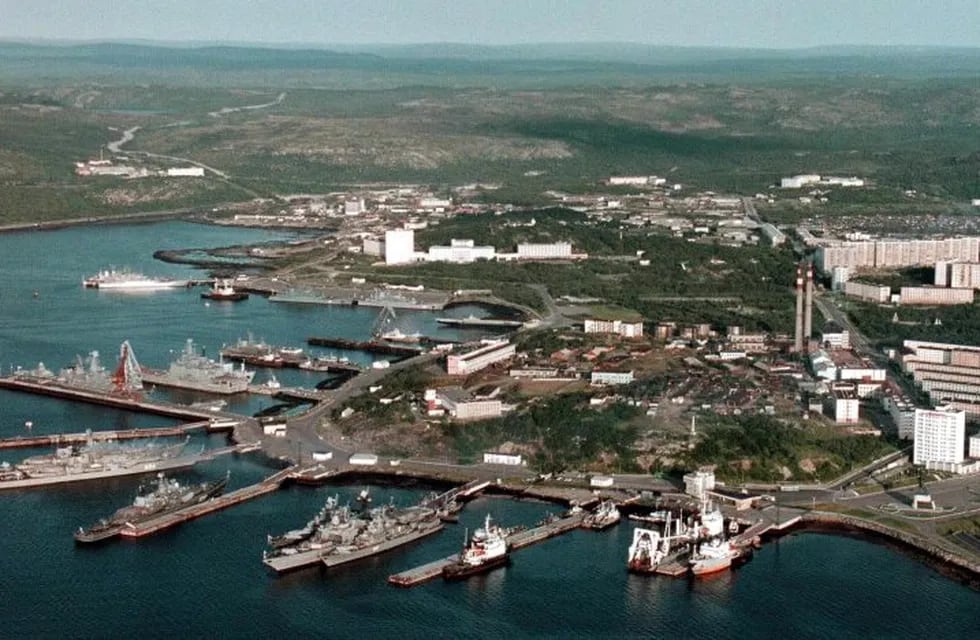 Foto aérea de archivo de la base naval rusa en Severomorsk (Rusia). (EFE)