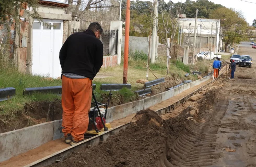 Se construye el anillo de pavimentación en Nueva Bahía Blanca