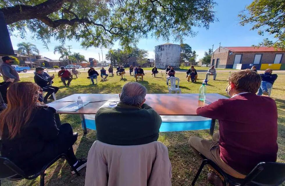 Reunión de comerciantes en Balnearia