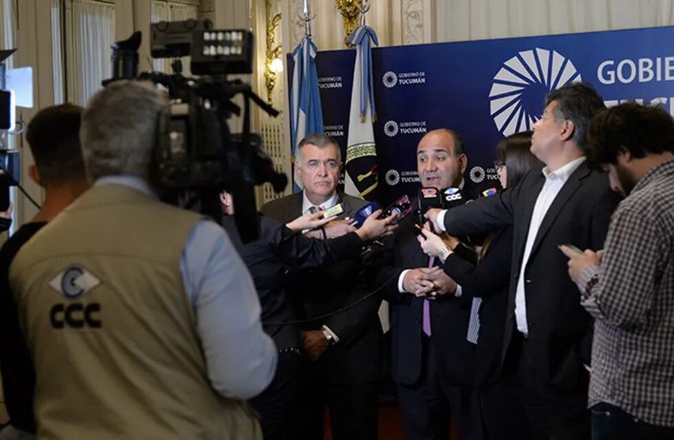 Manzur comentó de lo que charlaron con otros gobernadores en Buenos AIres.