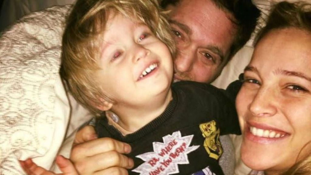 En noviembre de 2016, su hijo mayor Noah fue diagnosticado con cáncer de hígado. (Web)