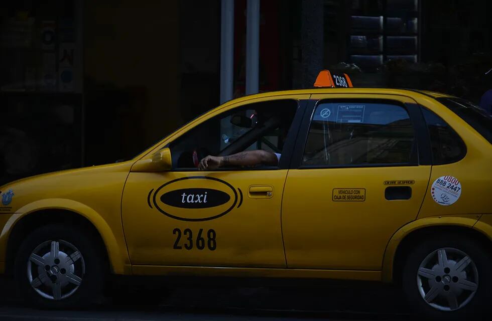Los pasajeros le robaron el taxi y las pertenencias al conductor (Foto ilustrativa)