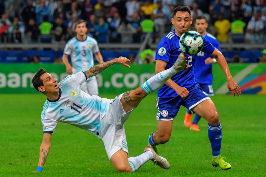 Di María no fue importante en la Selección contra Paraguay.