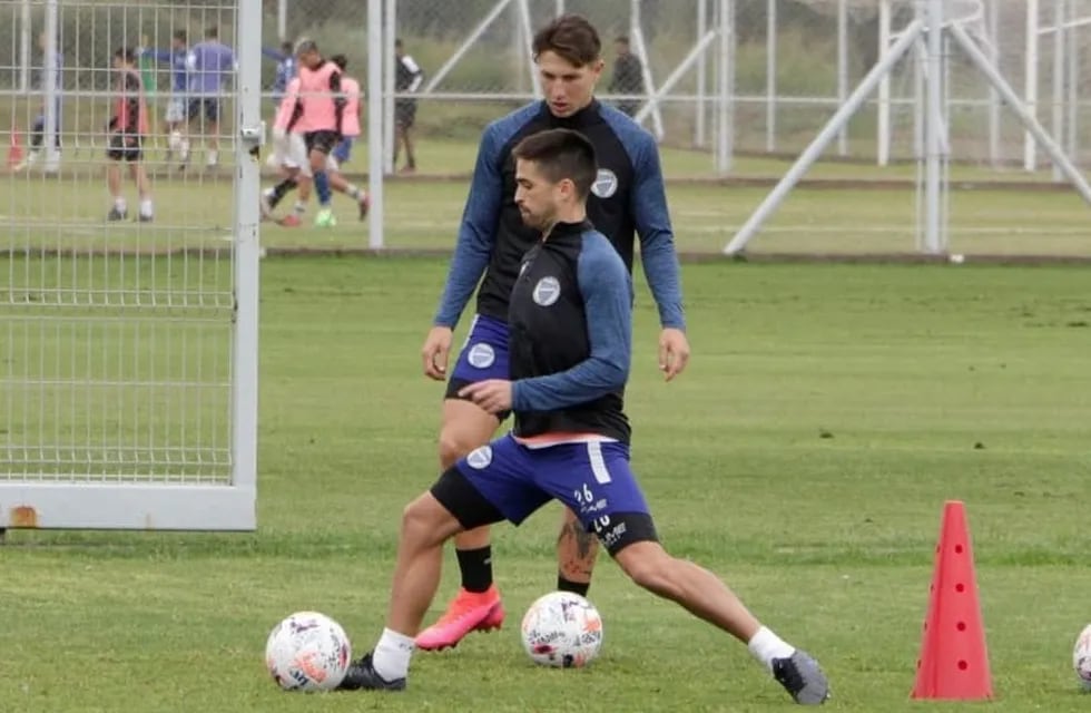 Godo Cruz espera a River Plate con algunas dudas para armar el once titular.