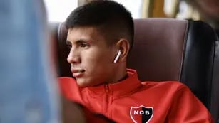 Nicolás Castro renovó contrato con Newell's