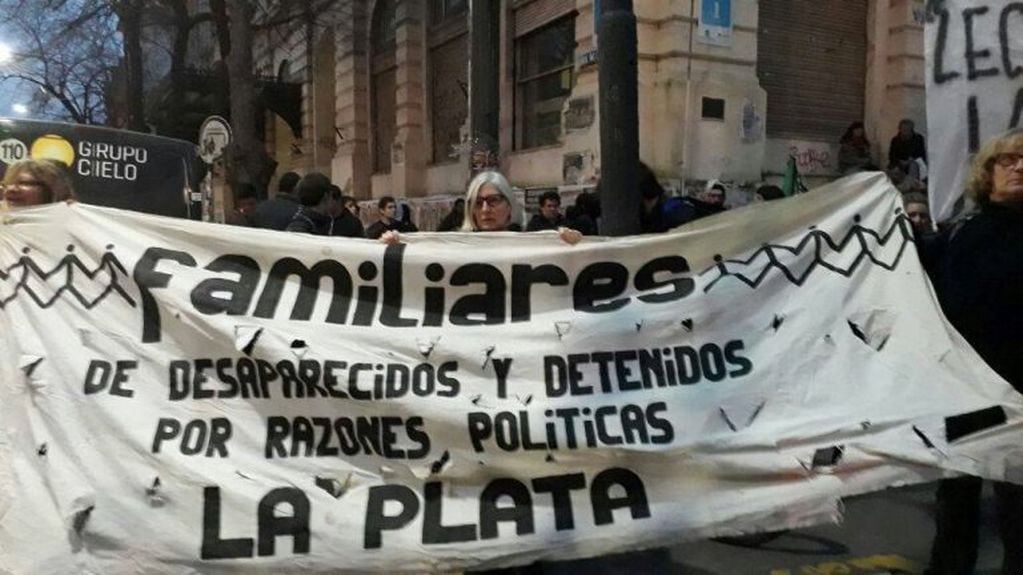 Familiares de desaparecidos y detenidos por razones políticas La Plata.