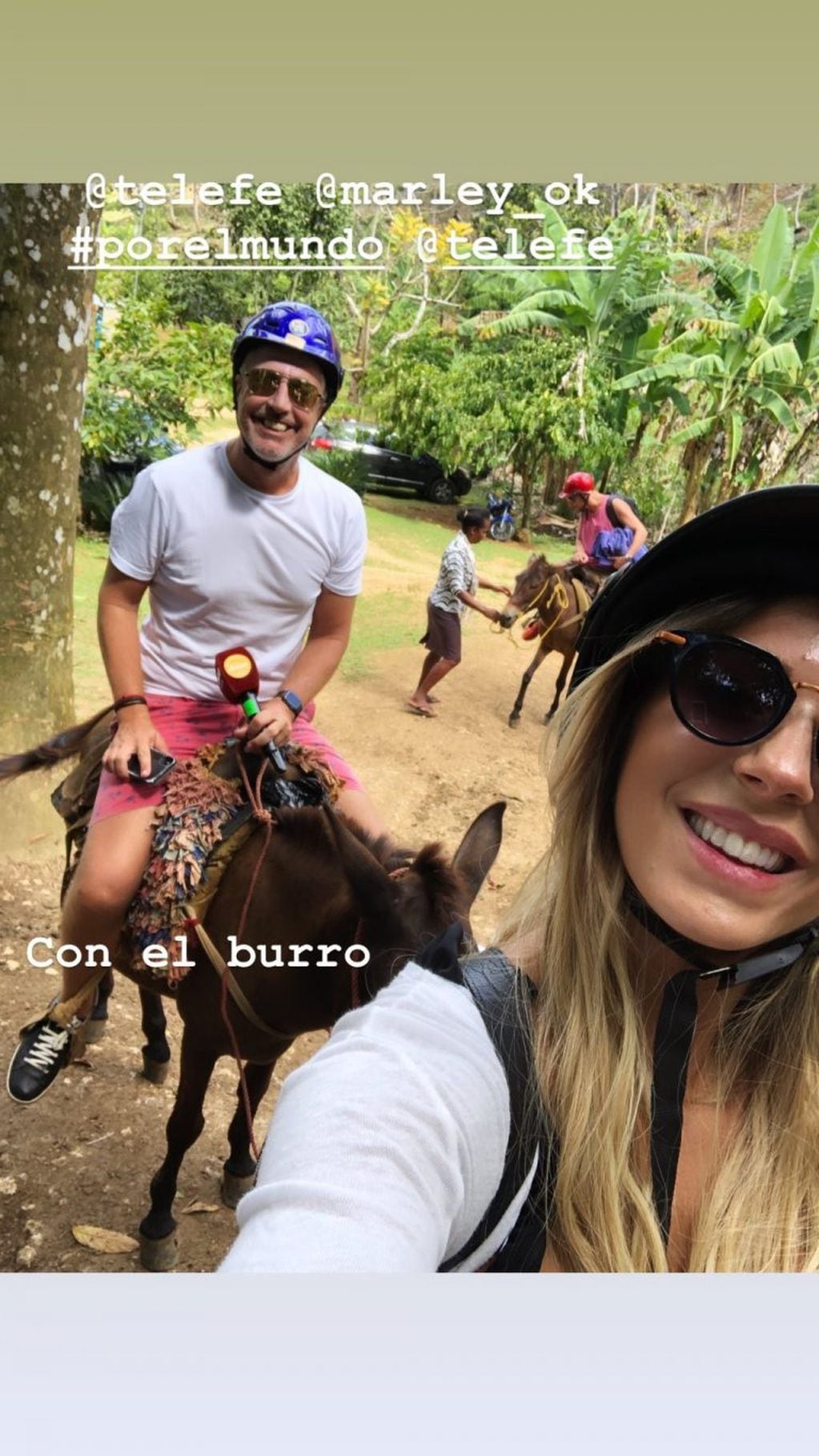 Noelia Marzol y Marley montaron un burro (Foto: Instagram/ noeliamarzol)