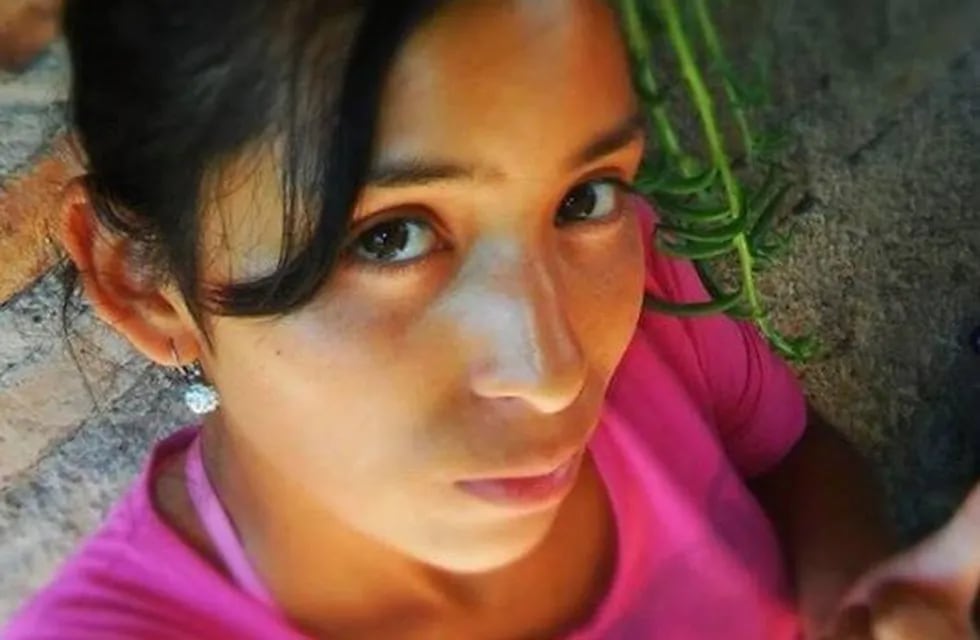 Ayelén Arroyo, la joven asesinada a puñaladas por su padre hace un año, en Ugarteche, Luján de Cuyo.
