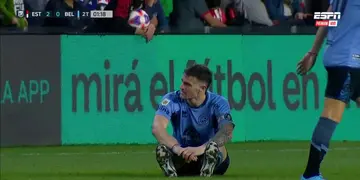 Pablo Vegetti no encuentra respuestas al momento de Belgrano en la goleada sufrida ante Estudiantes en La Plata