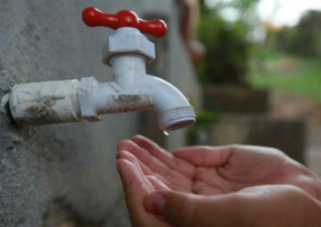 Para UNICEF, la falta de agua potable es "más mortal que las balas" para niños en zonas de conflicto.