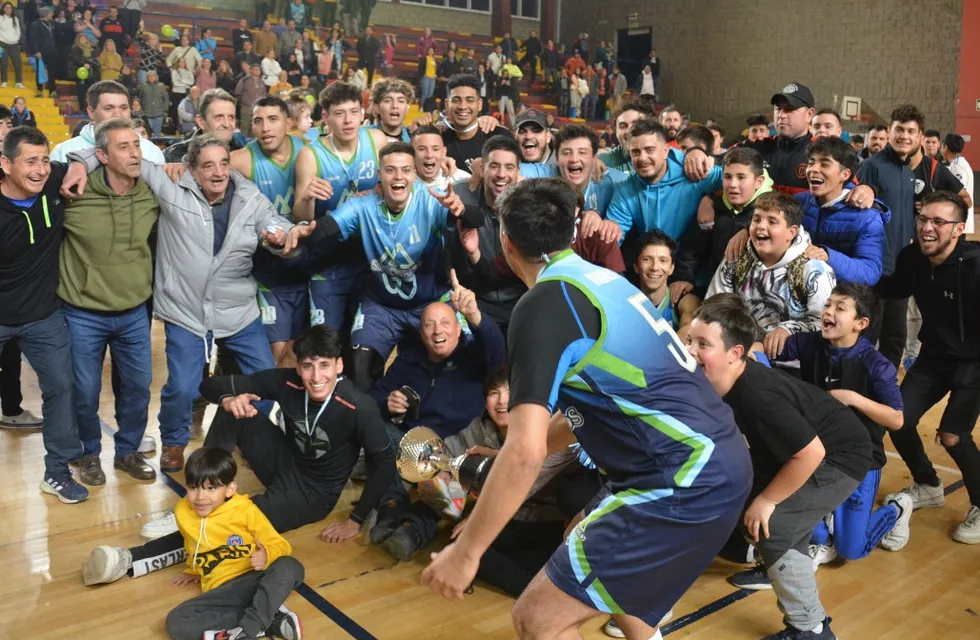 San Carlos se consagró campeón del Campeonato Mendocina de Basquetbol y ascendió a a Superliga.