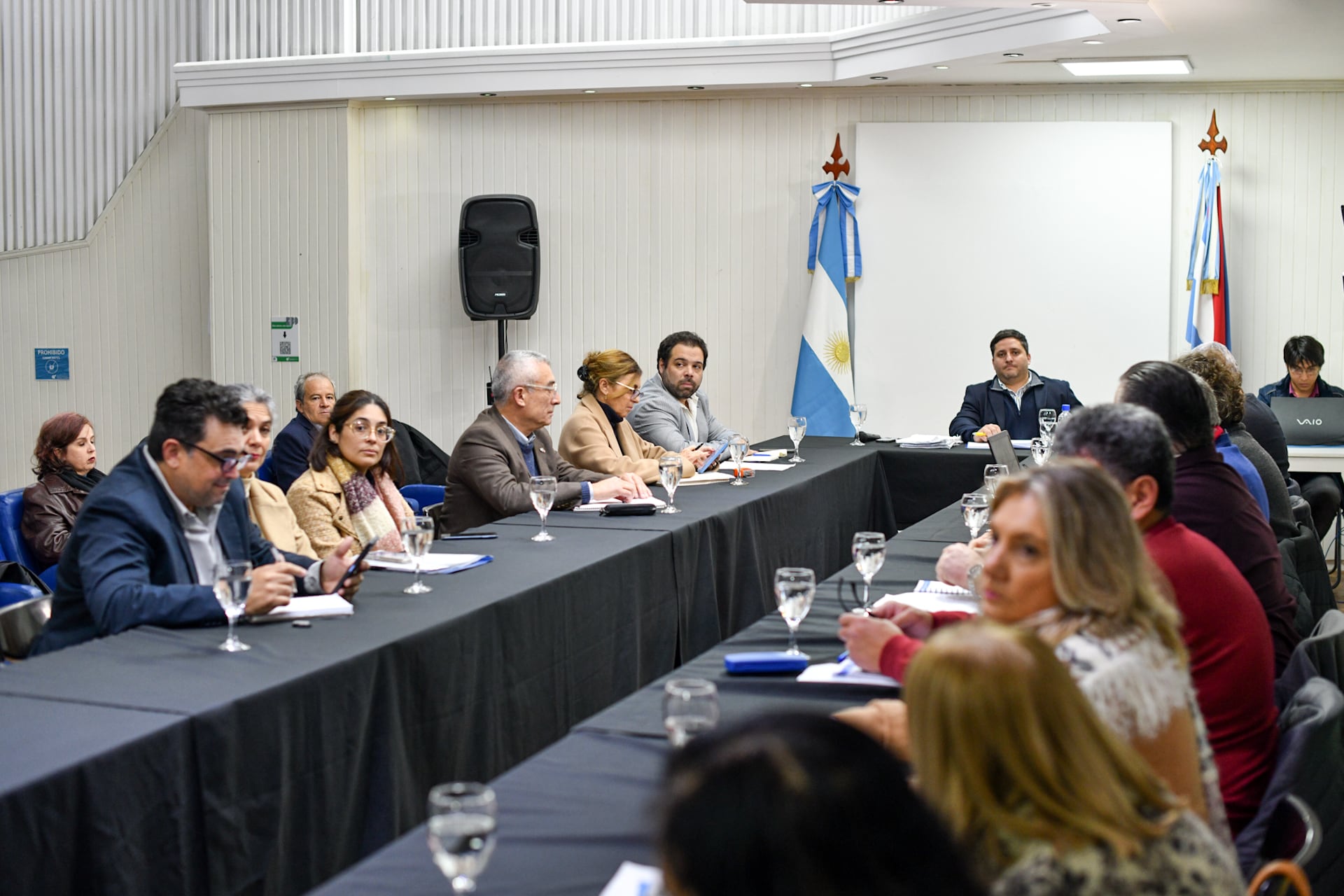 Reunión de gremios docentes y estatales con gobierno de Entre Ríos