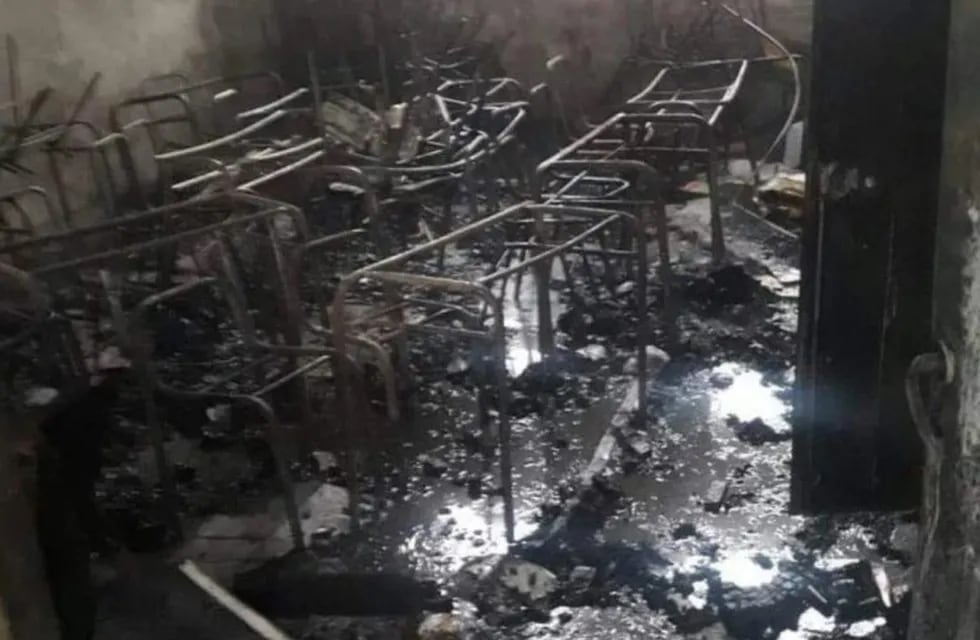 Incendio en una escuela de Berazategui
