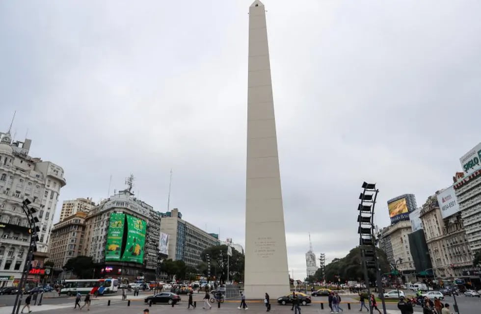 Alerta por vientos fuertes para la Ciudad de Buenos Aires y sus alrededores\nFoto: EFE/David Fernández