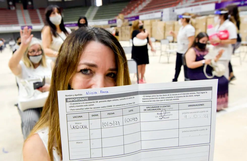 Vacunación a docentes en Mendoza