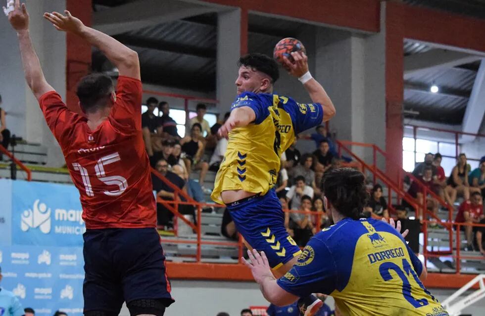 excelente nivel presenta el torneo Nacional de Clubes de Handball que se disputa en Mendoza. Gentileza CAH /Gonzalo Pacheco