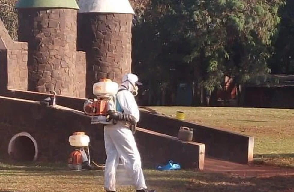 Operativos contra el dengue en Puerto Iguazú.