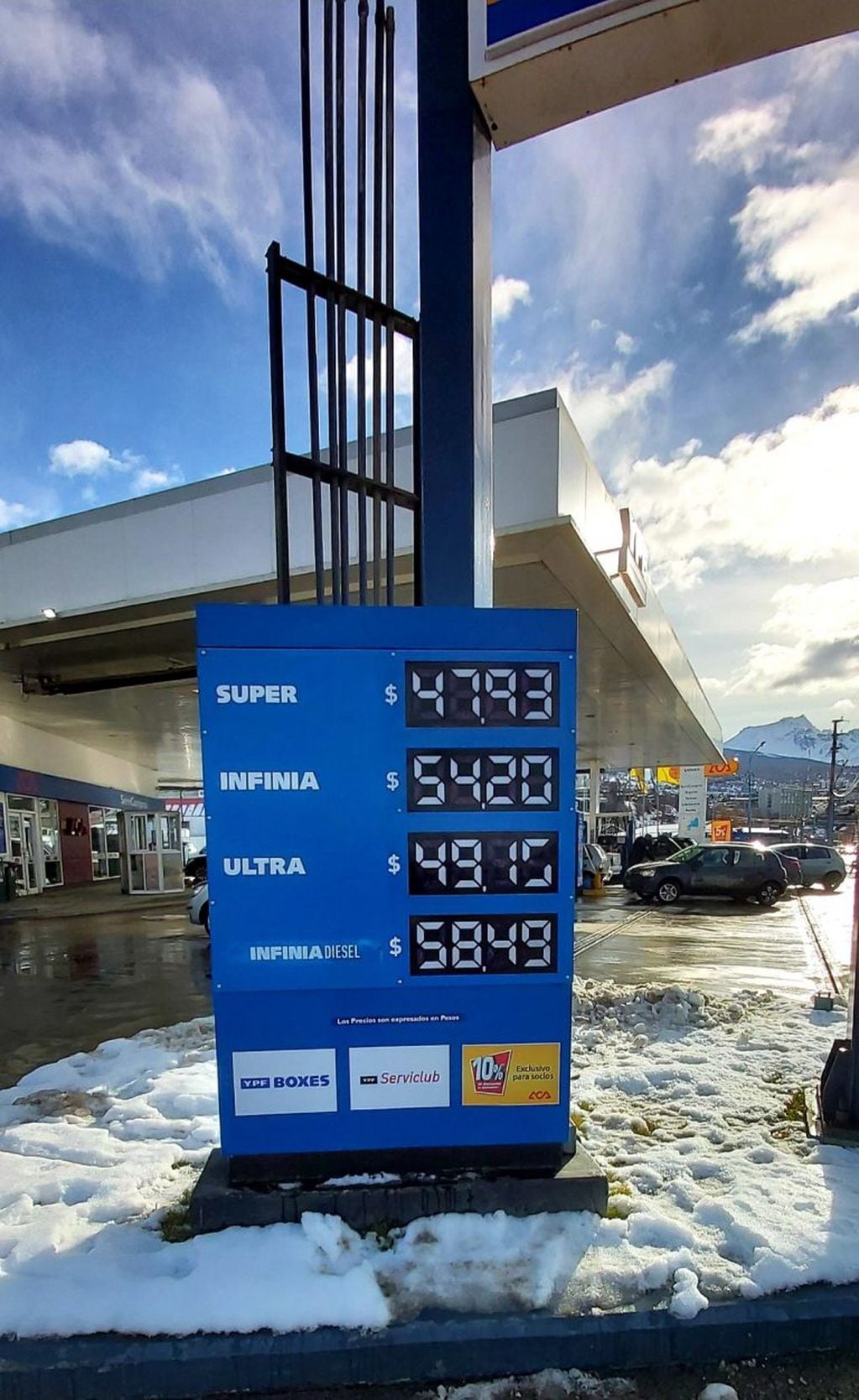 Nuevo cuadro tarifario de combustibles en Tierra del Fuego. Actualización 19/08/2020 - YPF. Foto: VíaUshuaia.