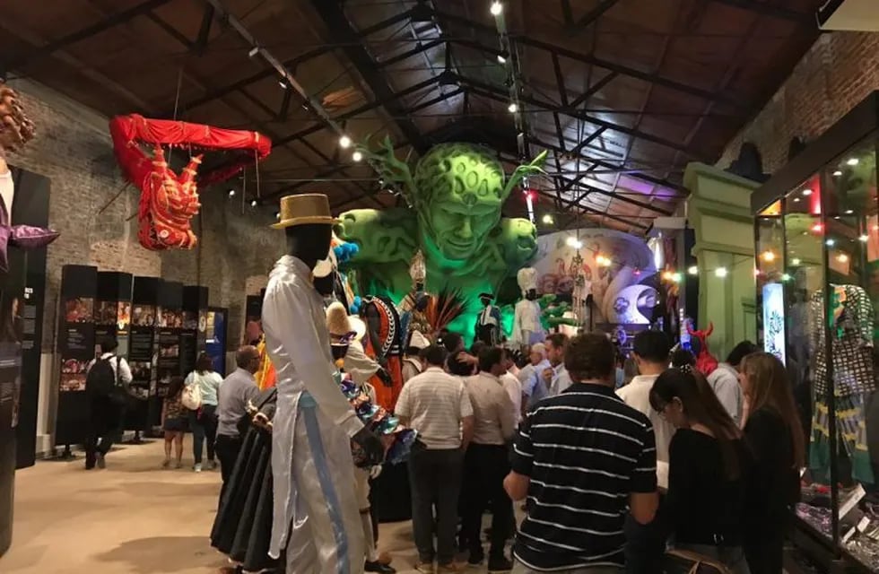 Museo del carnaval de Gualeguaychú. Vía Gualeguaychú