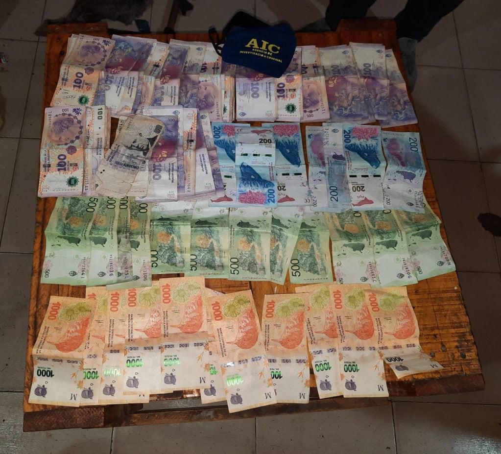 Dinero secuestrado en los operativos en Santa Fe